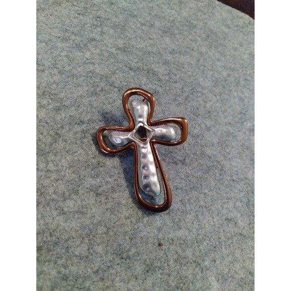 Cross Pendant Necklace Religious Copper Silver Tone Fashion Jewelry - Picture 1 of 3